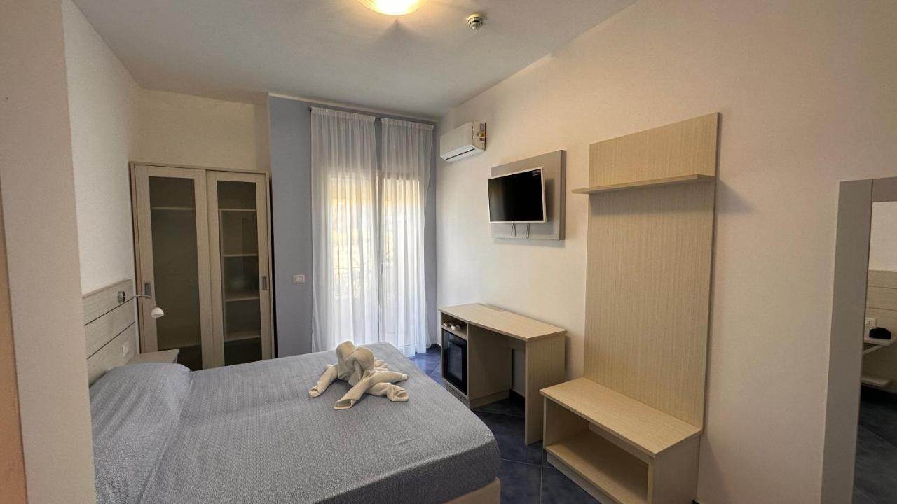 Hotel La Giara Zambrone Bagian luar foto
