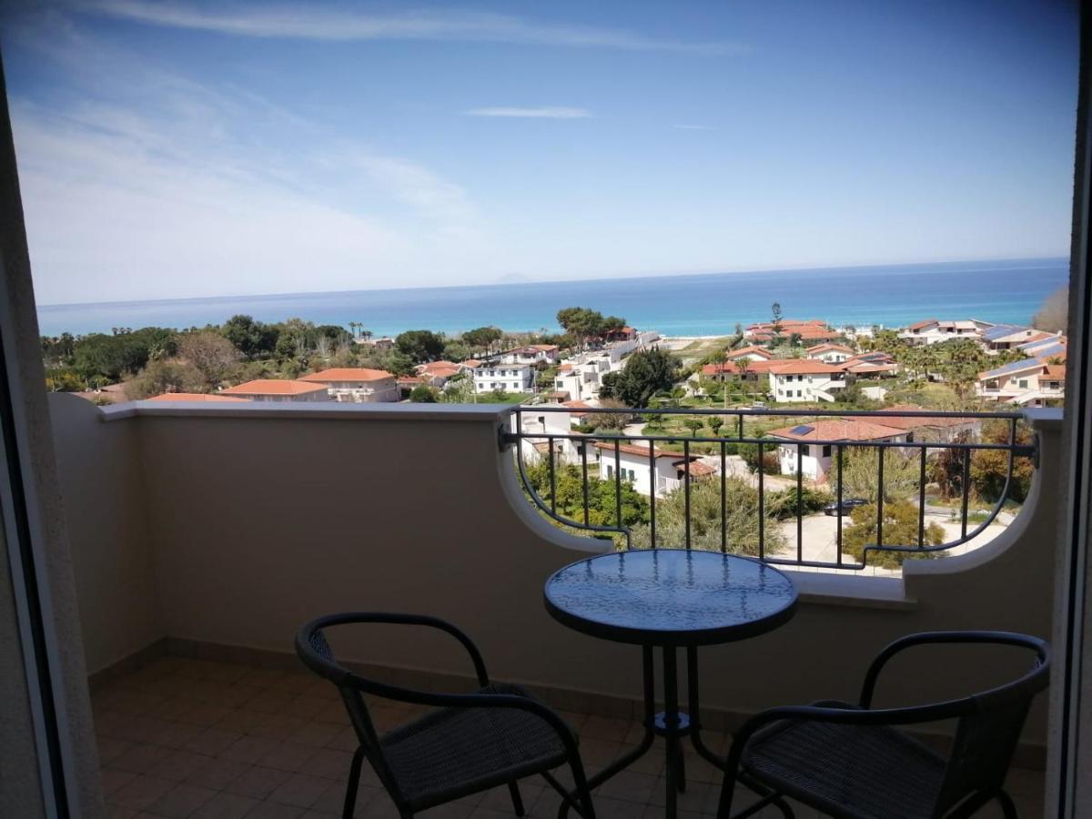 Hotel La Giara Zambrone Bagian luar foto